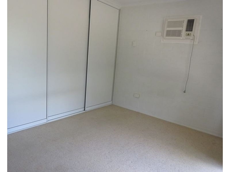 4 Morris Street, Campwin Beach QLD 4737