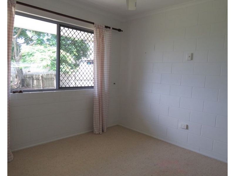 4 Morris Street, Campwin Beach QLD 4737