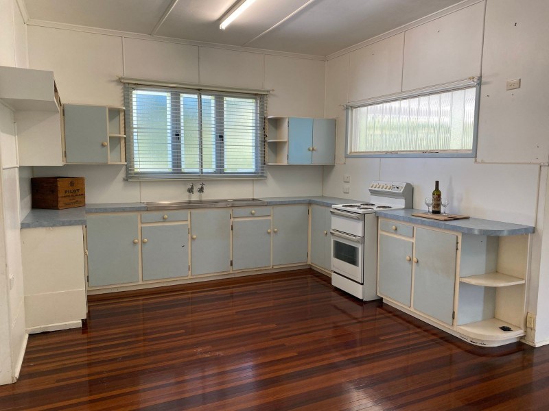 361 West Plane Creek Road, Sarina QLD 4737