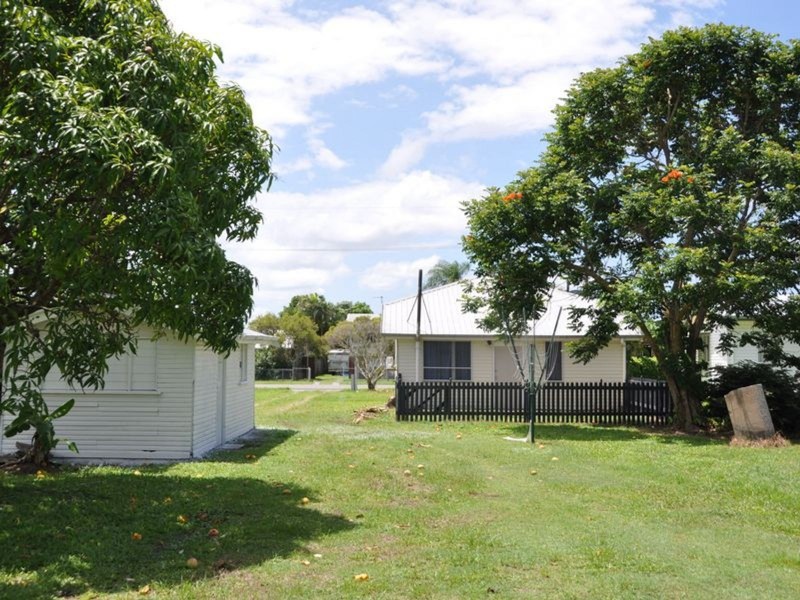 18 Phillips Street, Sarina QLD 4737