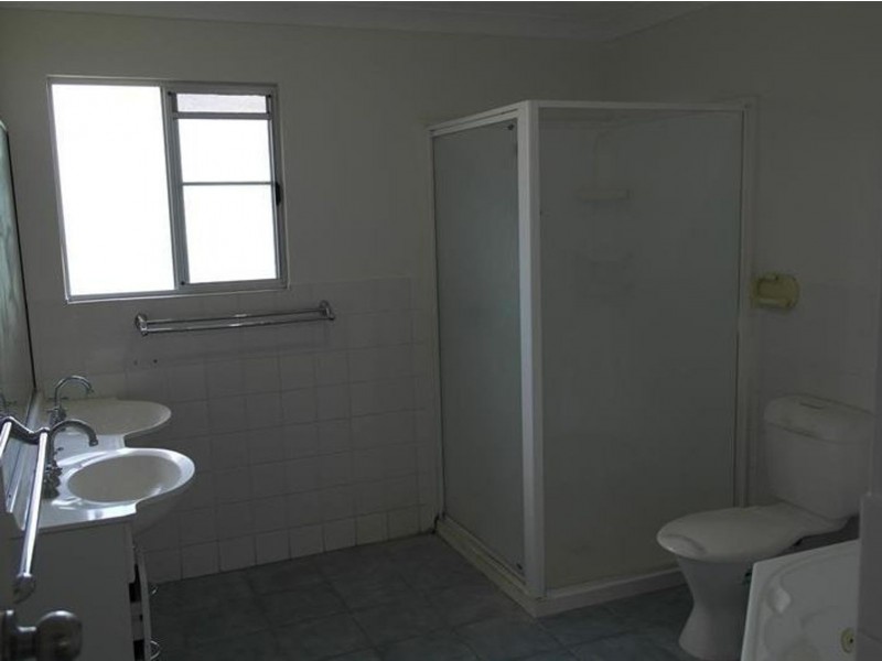 13 Hackett Court, Campwin Beach QLD 4737