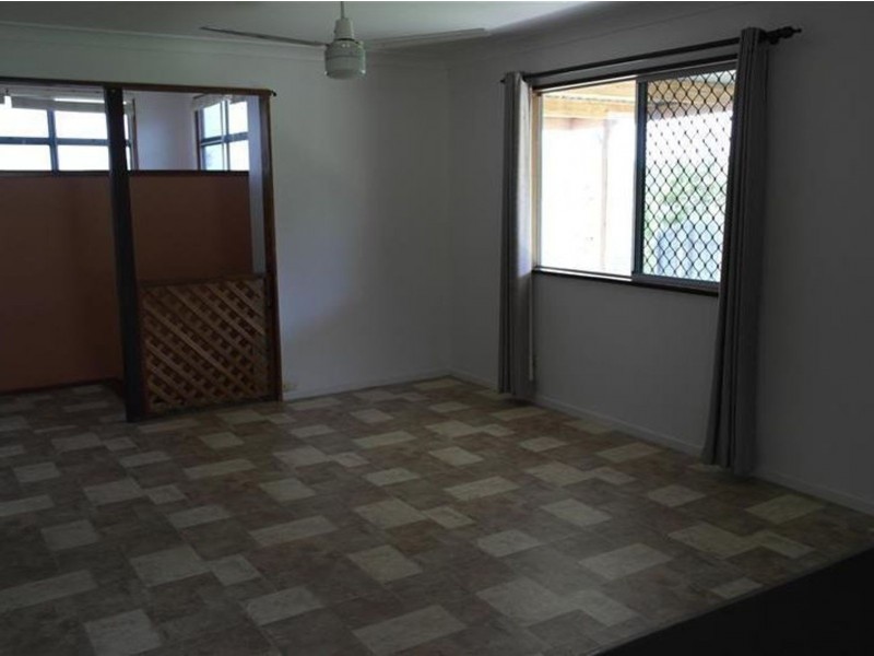 13 Hackett Court, Campwin Beach QLD 4737