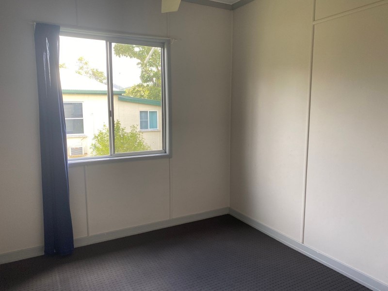 9 Place Avenue, Sarina QLD 4737