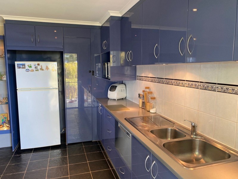 27 Gold Street, Grasstree Beach QLD 4740