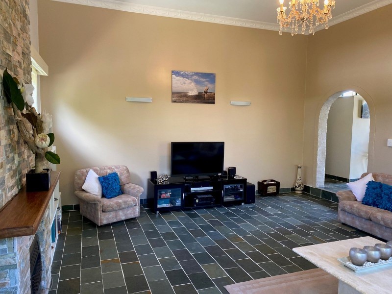 27 Gold Street, Grasstree Beach QLD 4740