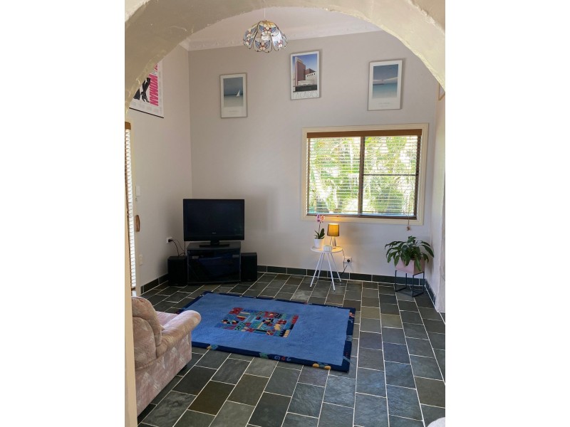 27 Gold Street, Grasstree Beach QLD 4740