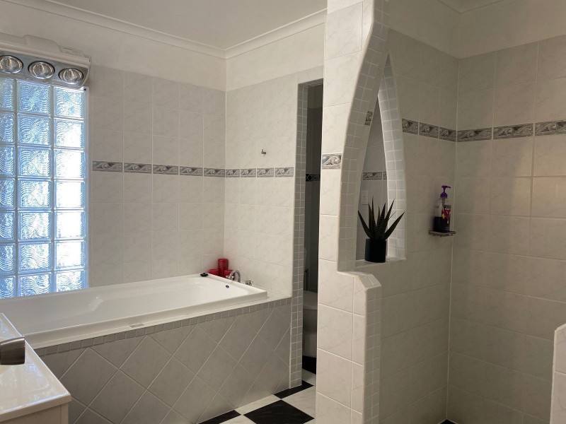 27 Gold Street, Grasstree Beach QLD 4740