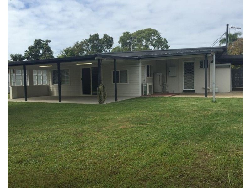 9 Brampton Avenue, Bucasia QLD 4750