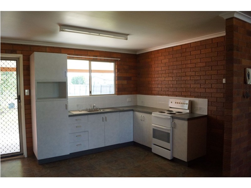 18 Fremont Avenue, Sarina QLD 4737