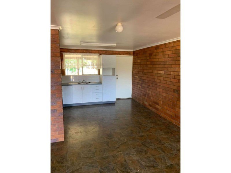 18 Fremont Avenue, Sarina QLD 4737