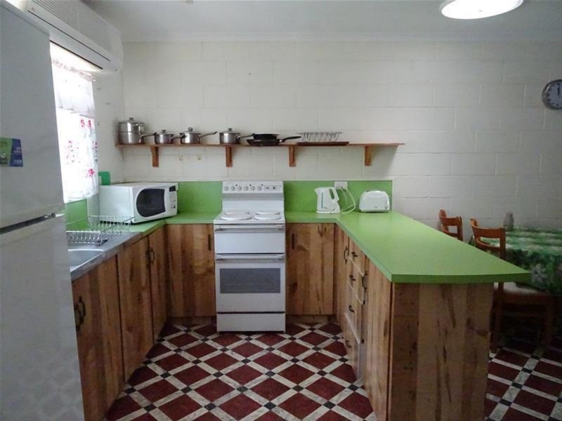 77 Windsor Drive, Hay Point QLD 4740