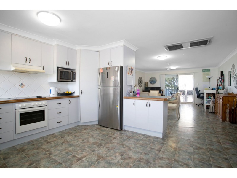 127 Rasmussen Avenue, Hay Point QLD 4740