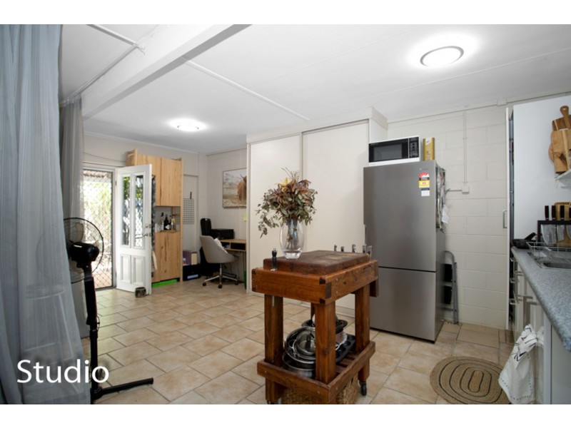 37 Edmonds Street, Bucasia QLD 4750