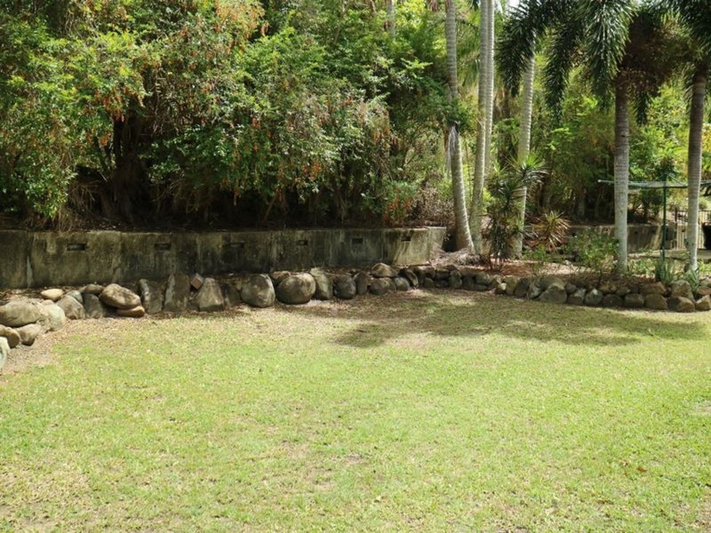 51 Cinnamon Drive, Glenella QLD 4740
