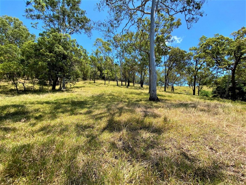105 Garrett Road, Sarina QLD 4737