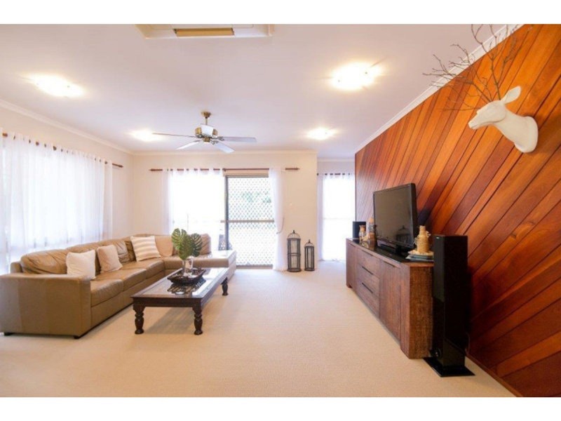 2 Williams Avenue, Bucasia QLD 4750
