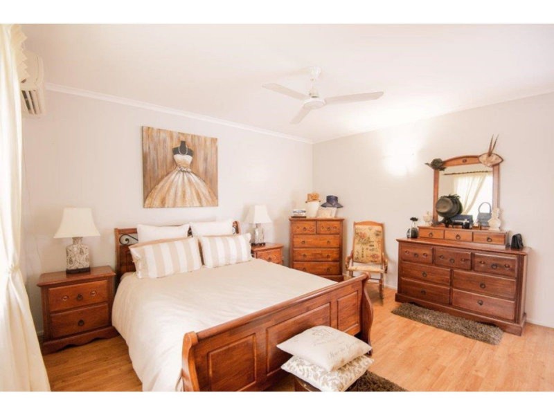 2 Williams Avenue, Bucasia QLD 4750
