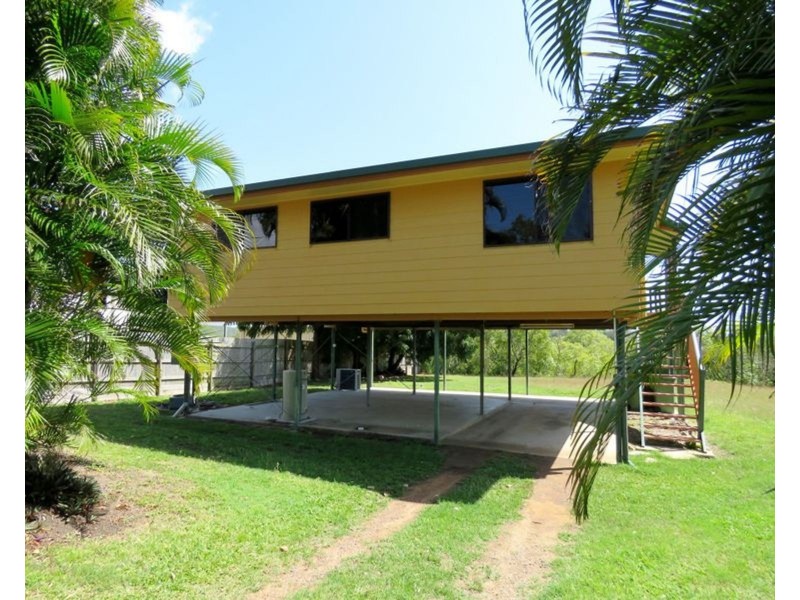 10 Morris Street, Campwin Beach QLD 4737