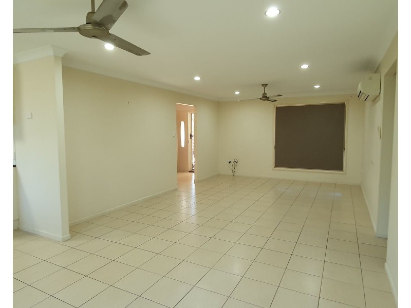 15 Swan Street, Armstrong Beach QLD 4737