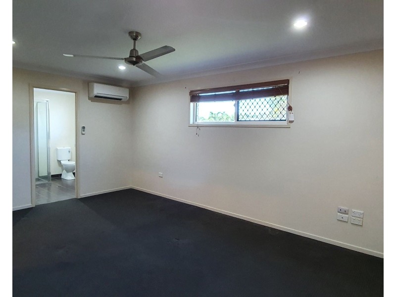 15 Swan Street, Armstrong Beach QLD 4737