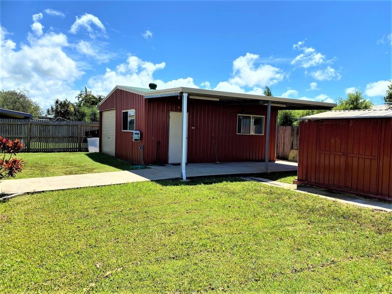 15 Michael Avenue, Sarina QLD 4737