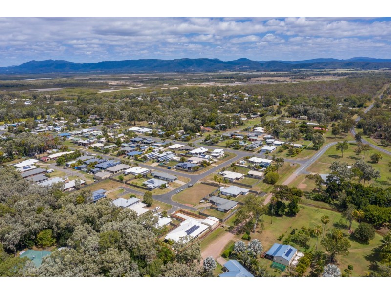 5 Rosemarie Court, Armstrong Beach QLD 4737