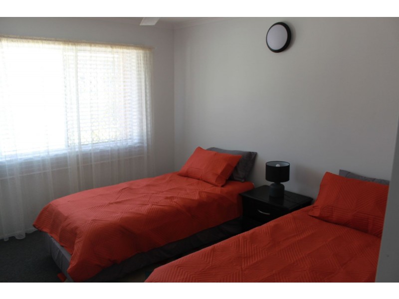 44 Rasmussen Avenue, Hay Point QLD 4740