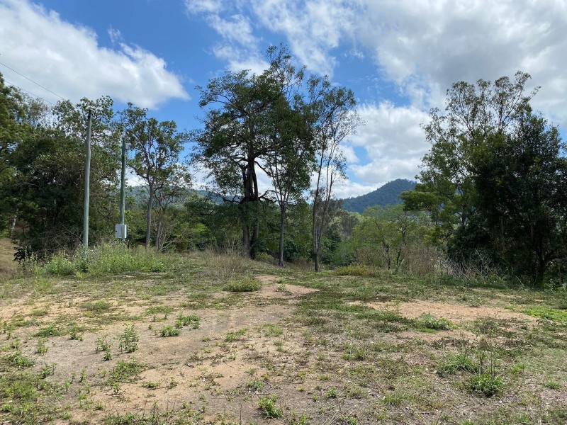 31 German Road, Sarina QLD 4737
