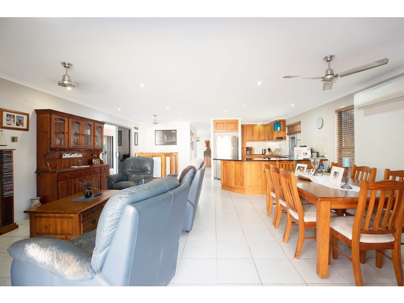 26 Murphy Street, Seaforth QLD 4741