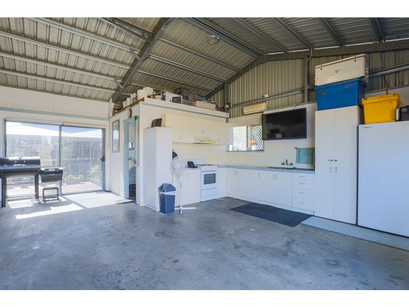 26 Murphy Street, Seaforth QLD 4741