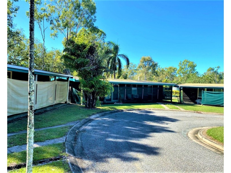 1/103 Miran Khan Drive, Armstrong Beach QLD 4737