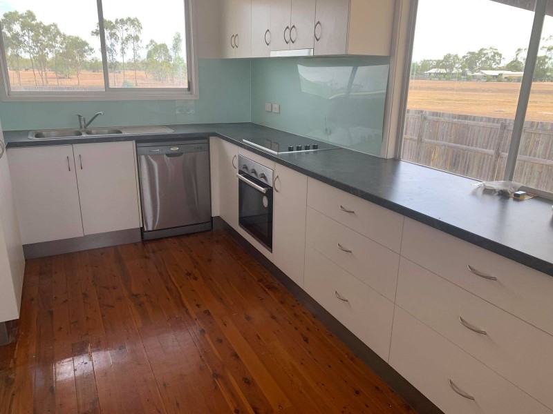 90 Saint Lawrence Street, Nebo QLD 4742
