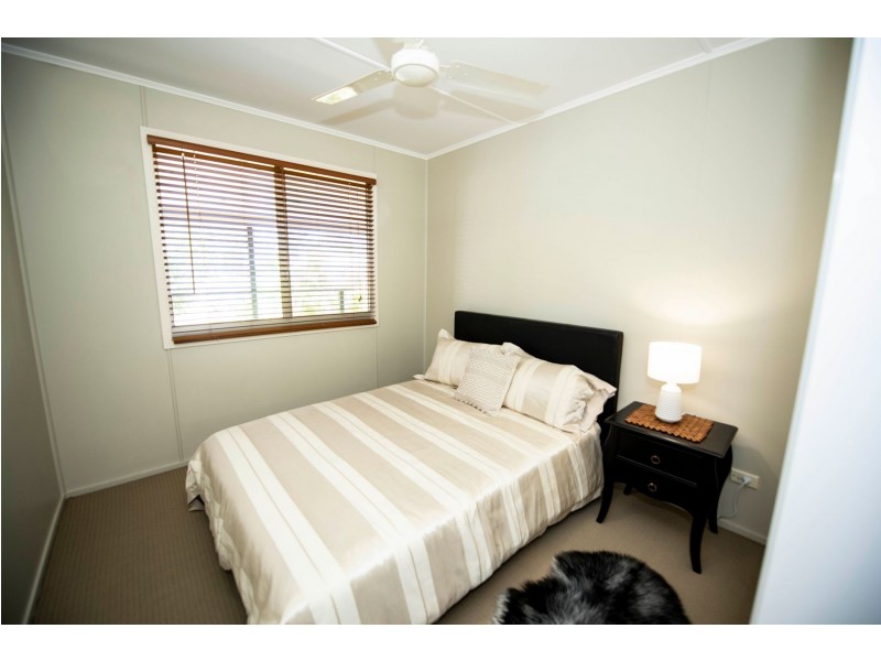 21 Oxford Street, Nebo QLD 4742