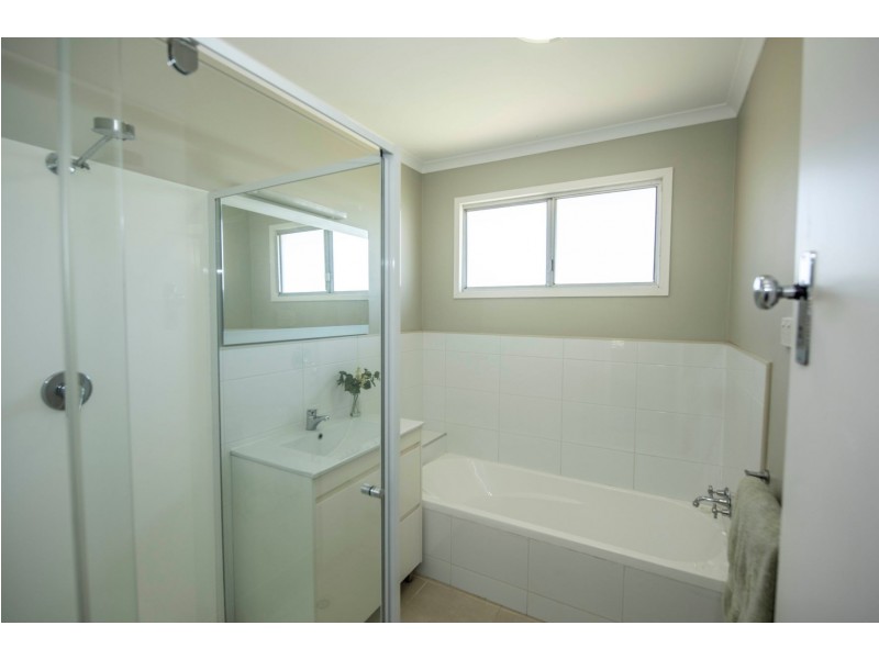 21 Oxford Street, Nebo QLD 4742