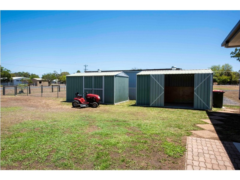 21 Oxford Street, Nebo QLD 4742