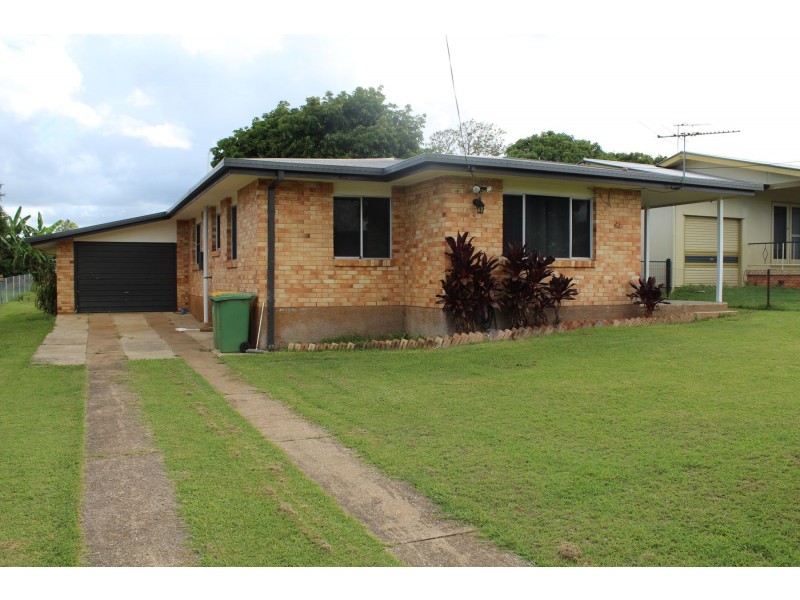 22 Holmes Avenue, Sarina QLD 4737