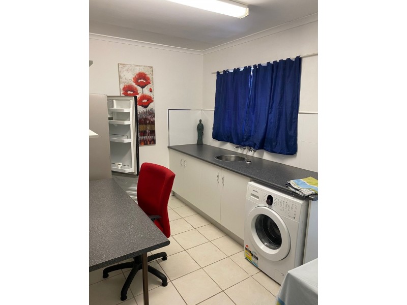 3 – 5 Symons, South Mackay QLD 4740