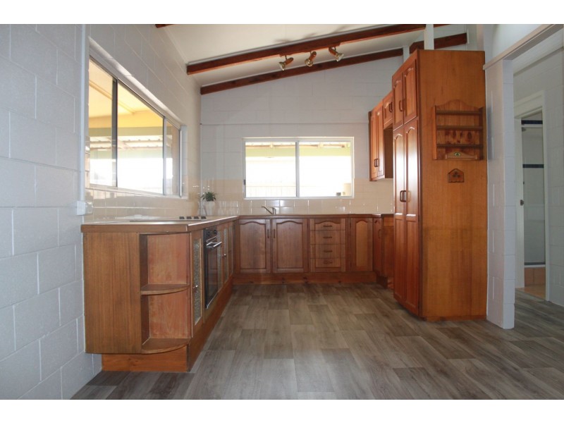 40 Campwin Beach Road, Campwin Beach QLD 4737