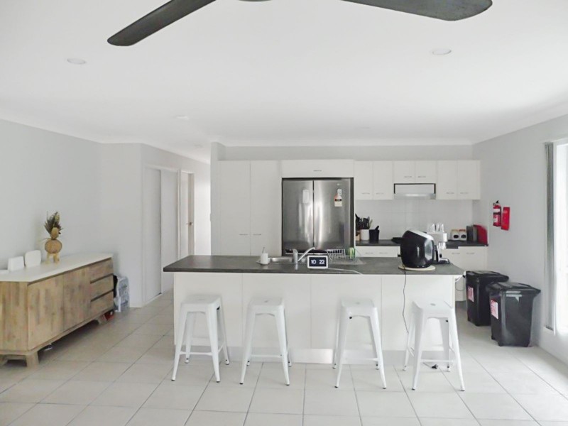 16 Helmsman Drive, Bucasia QLD 4750