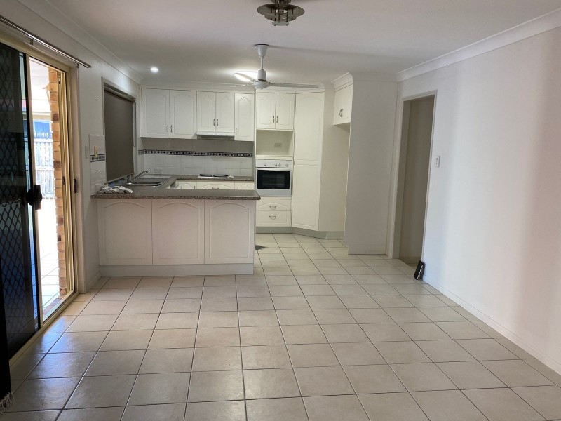 5 Brownsey Court, Sarina QLD 4737
