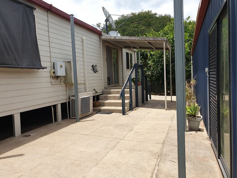 547 Middle Creek Road, Sarina QLD 4737