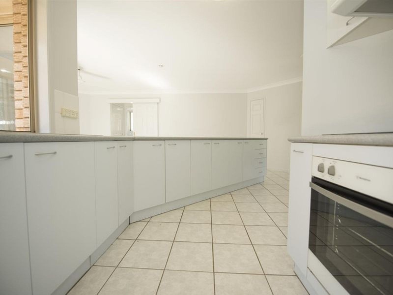 44 Adair Court, Rural View QLD 4740