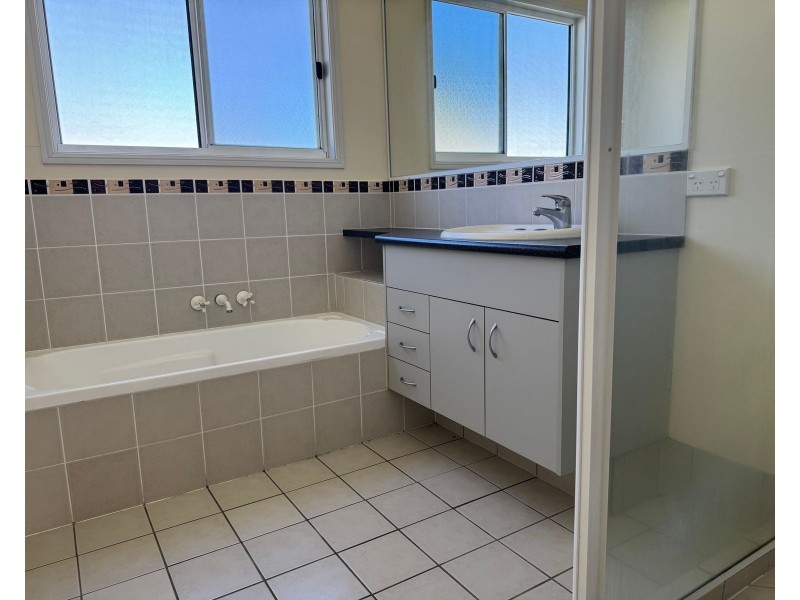 29 Oxford Street, Nebo QLD 4742