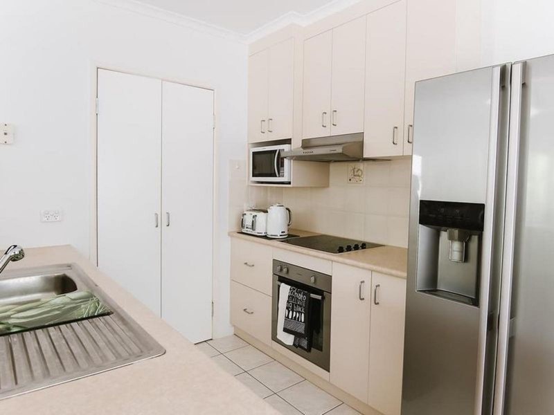 4/58 Waverley Street, Bucasia QLD 4750