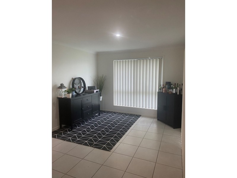 41 Montgomery Street, Rural View QLD 4740