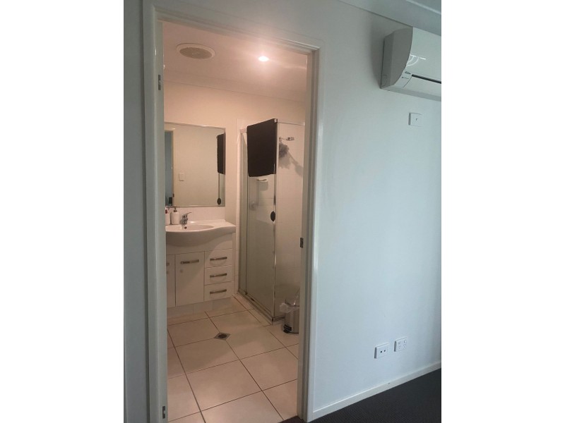 41 Montgomery Street, Rural View QLD 4740