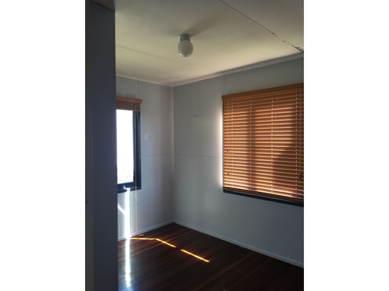 15 Owen Jenkins Drive, Sarina Beach QLD 4737