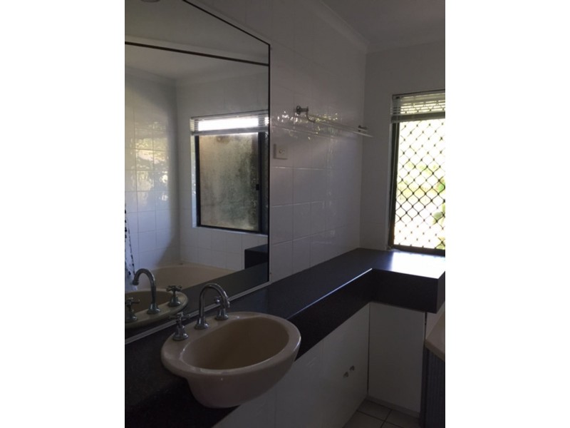 15 Owen Jenkins Drive, Sarina Beach QLD 4737