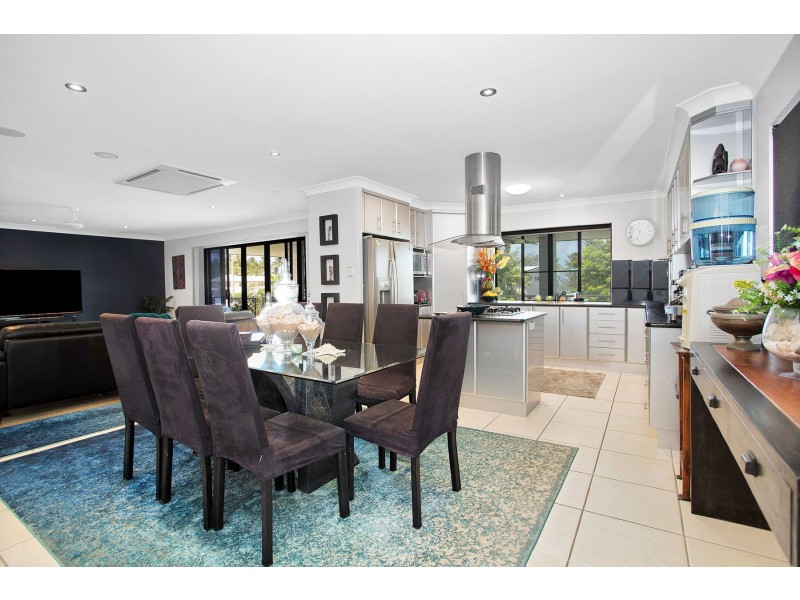 23 Zelma Street, Grasstree Beach QLD 4740