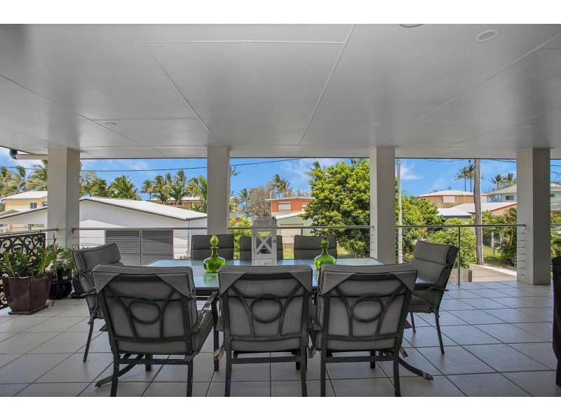 23 Zelma Street, Grasstree Beach QLD 4740